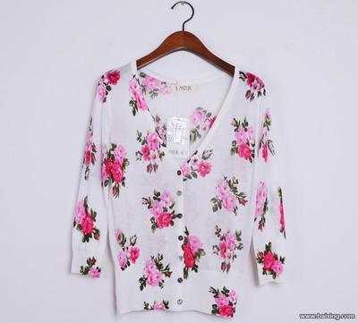 北京豐臺外貿服裝批發新動態 秋冬裝毛衣毛衫20萬件到庫，引爆采購熱潮